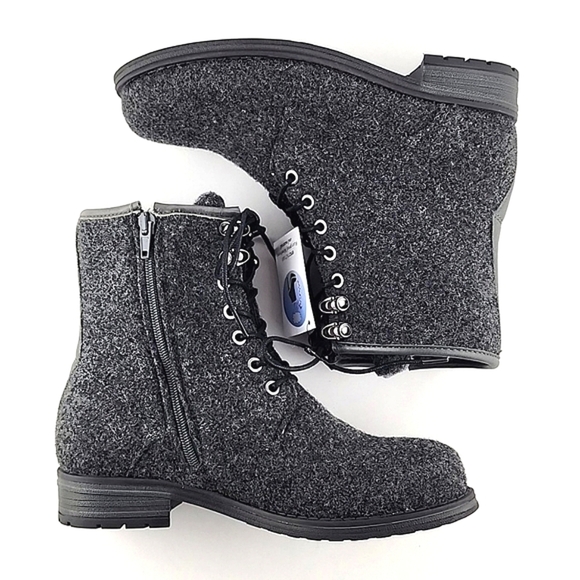 Eric Michael Caterina Waterproof Lace Up Grey Wool Blend  Ankle Boots Sz 36 / 6 - Picture 1 of 14